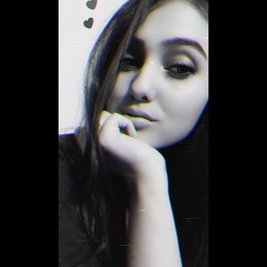 Meet your Posher, Alyssa